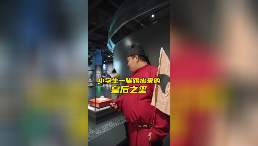 22岁女骑手车祸去世 家属寻目击者,管家婆六合资料,经济性执行方案剖析_社交版V1.43
