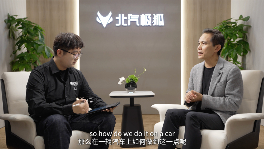 香港最准一肖中特资料,马拉松亲密事件拍摄者涉侵犯肖像权,准确资料解释落实_粉丝版V14.46